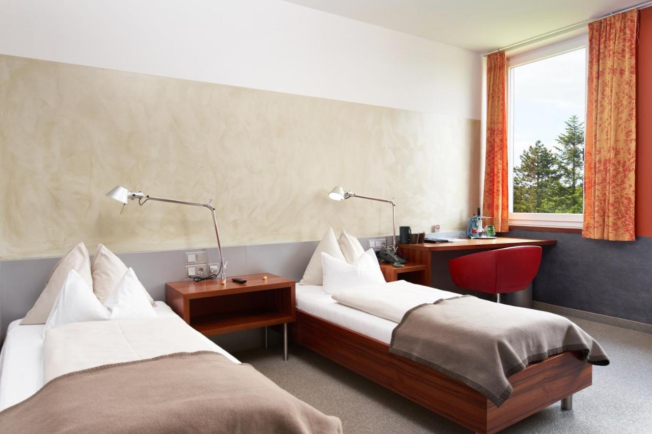 Hotel Maxlhaid Wels Bagian luar foto