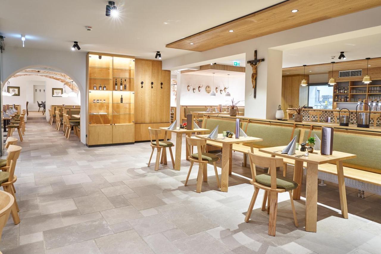 Hotel Maxlhaid Wels Bagian luar foto