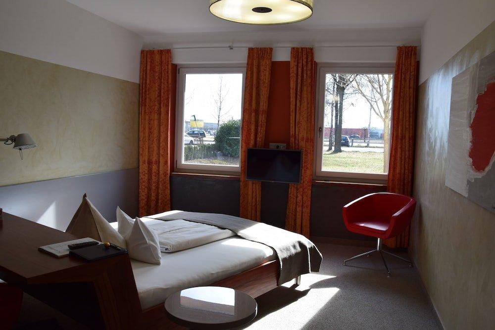 Hotel Maxlhaid Wels Bagian luar foto